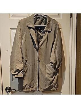 London Fog Limited Edition  coat size M